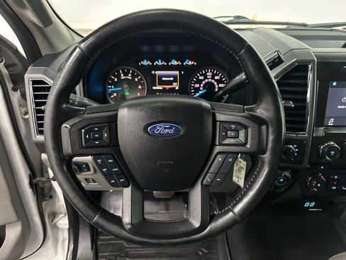 Used 2017 Ford F150 XLT w/ Equipment Group 302A Luxury image 15