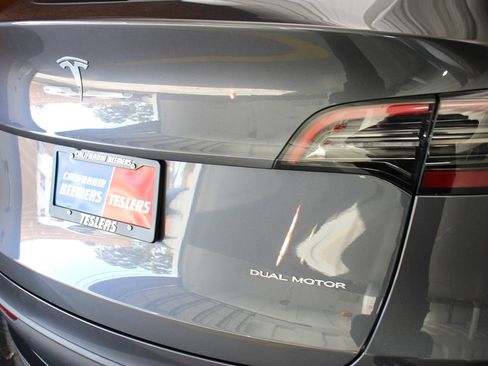 Used 2023 Tesla Model Y Long Range image 45