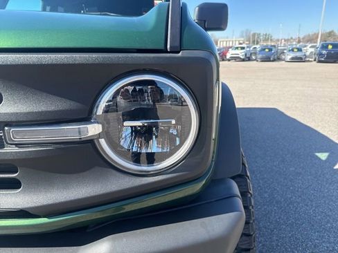 Used 2022 Ford Bronco Black Diamond image 9