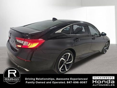 Used 2022 Honda Accord Sport image 2