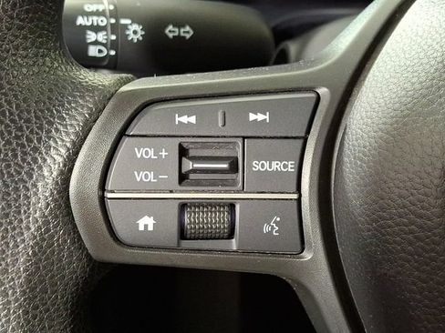 Used 2024 Honda HR-V LX image 20