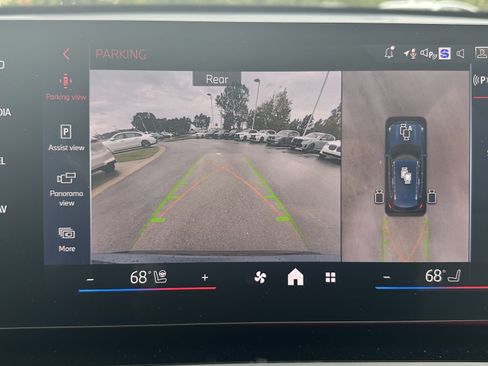 Used 2026 BMW X1 xDrive28i w/ Technology Package image 24