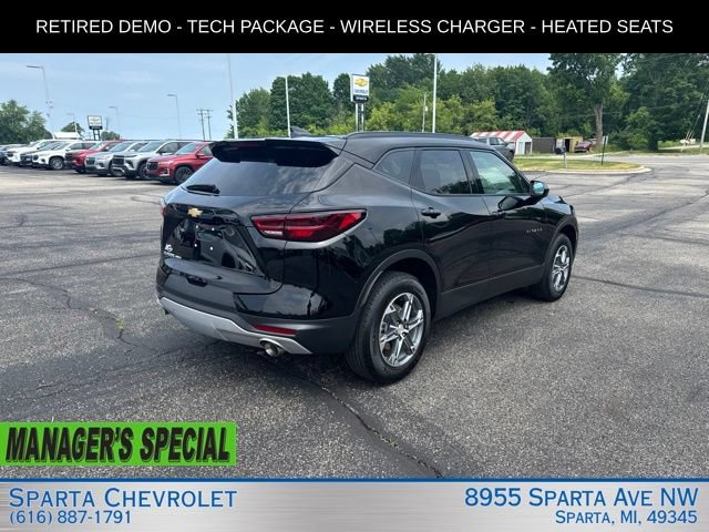 Used 2024 Chevrolet Blazer LT w/ Convenience Package AWD/4WD image 3
