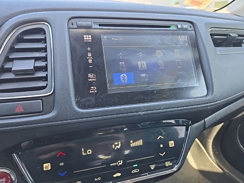 Used 2017 Honda HR-V EX image 20