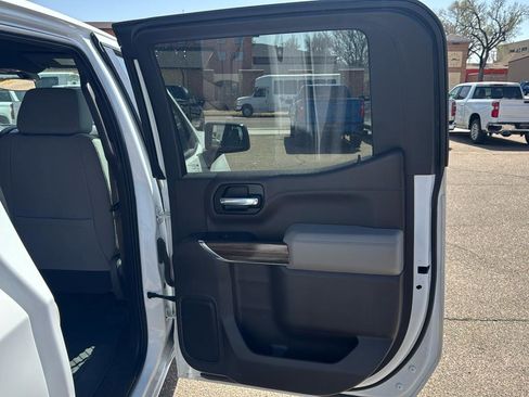 Used 2021 Chevrolet Silverado 1500 RST w/ Z71 Off-Road Package image 14