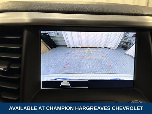 Certified 2023 GMC Acadia SLE w/ Driver Convenience Package image 19