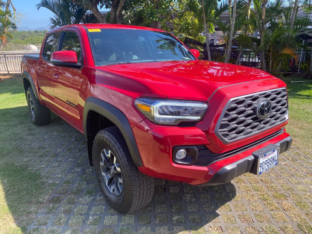 Used 2022 Toyota Tacoma TRD Off-Road w/ Technology Package AWD/4WD image 19