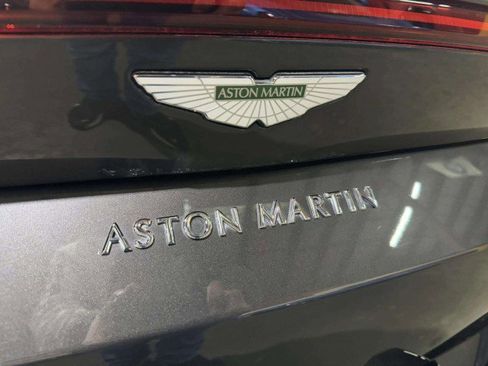 Used 2019 Aston Martin V8 Vantage Coupe image 16