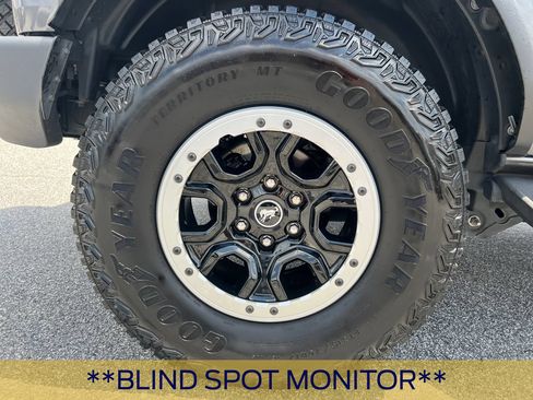 Certified 2024 Ford Bronco Outer Banks w/ Sasquatch Package AWD/4WD image 19