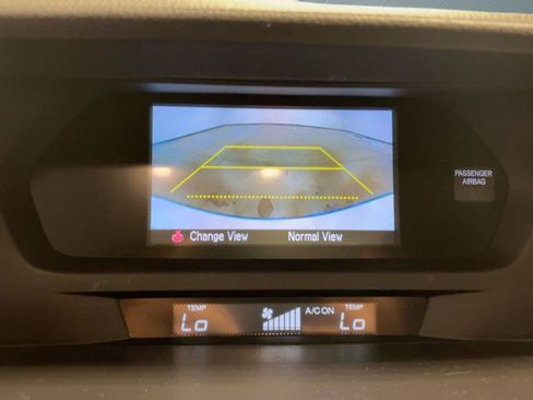 Used 2018 Acura ILX w/ Special Edition Package image 23