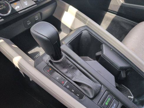 Used 2023 Honda Accord LX image 12