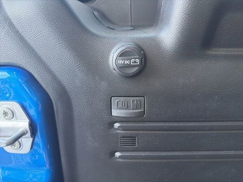 Certified 2023 Jeep Wrangler Unlimited w/ Cold Weather Group AWD/4WD image 30