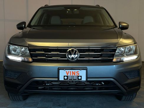 Used 2018 Volkswagen Tiguan S image 16