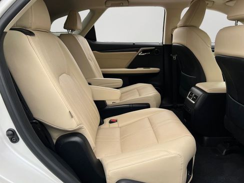 Used 2022 Lexus RX 450hL Luxury image 8