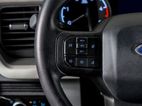 Used 2025 Ford F350 XLT image 18