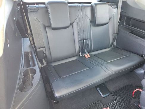 Used 2019 Volkswagen Atlas SE FWD image 14