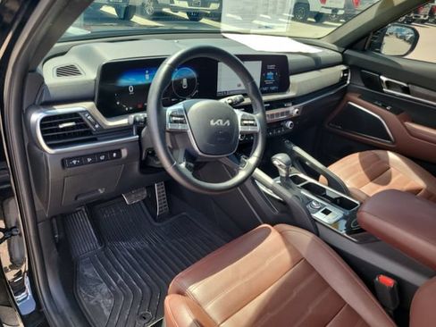 Used 2023 Kia Telluride SX Prestige AWD/4WD image 19