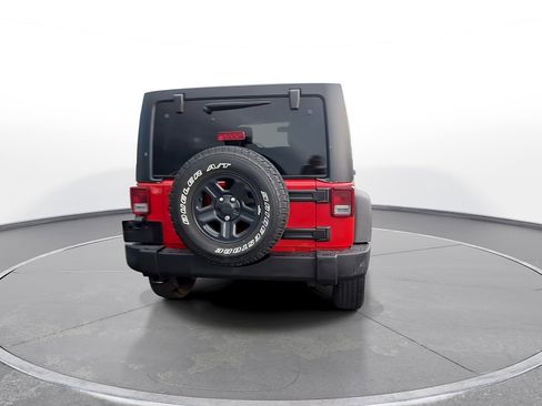 Used 2018 Jeep Wrangler Unlimited Sport w/ Connectivity Group AWD/4WD image 7