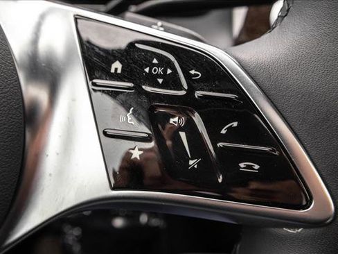 Certified 2026 Mercedes-Benz GLC 300 4MATIC image 18