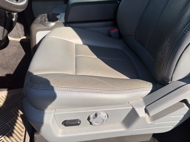Used 2014 Ford F150 XLT w/ Equipment Group 302A Luxury AWD/4WD image 40