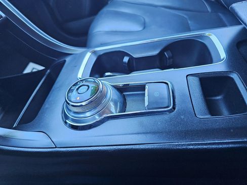 Used 2020 Ford Fusion Titanium image 29