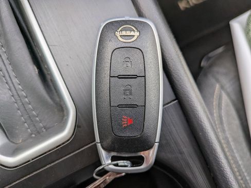 Certified 2025 Nissan Kicks SV w/ Charging Package AWD/4WD image 28