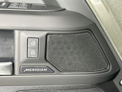 Certified 2025 Land Rover Defender 110 S image 20