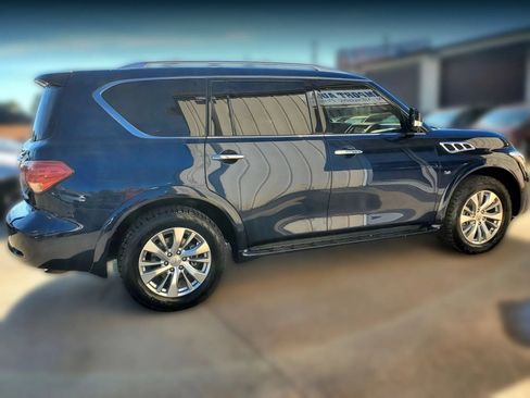 Used 2017 INFINITI QX80 4WD w/ Driver Assistance Package image 19