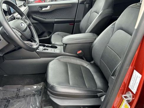 Used 2020 Ford Escape Titanium AWD/4WD image 20
