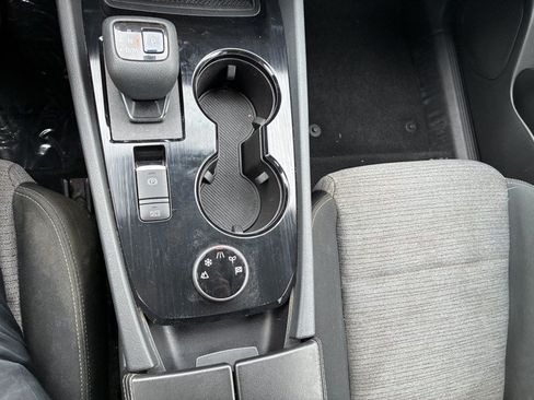 Used 2021 Nissan Rogue SV AWD/4WD image 13