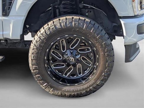 Used 2025 Ford F350 Platinum AWD/4WD image 23