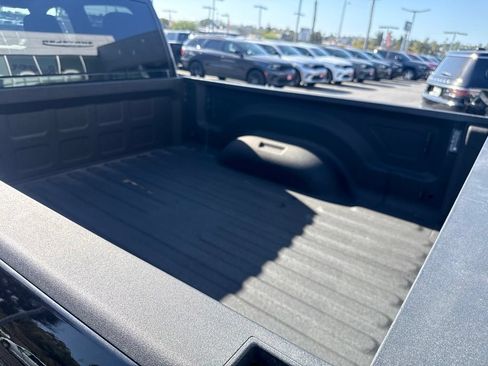 Used 2025 RAM 2500 Big Horn AWD/4WD image 12