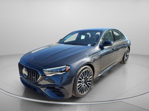 New 2026 Mercedes-Benz E 53 AMG e 4MATIC Sedan image 2