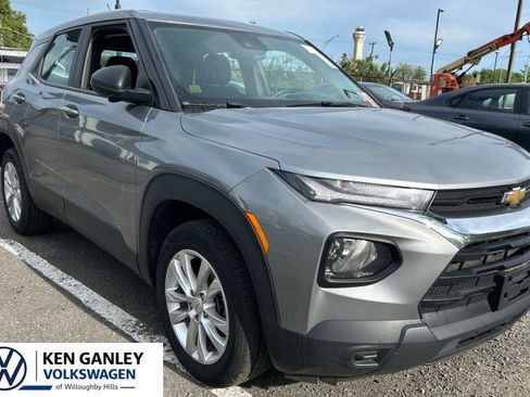 Used 2023 Chevrolet TrailBlazer LS AWD/4WD image 1