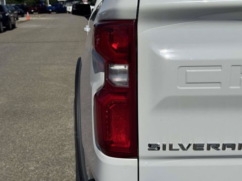 Used 2024 Chevrolet Silverado 1500 RST w/ Max Trailering Package AWD/4WD image 12