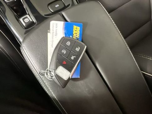 Used 2023 Buick Envision Essence FWD image 21