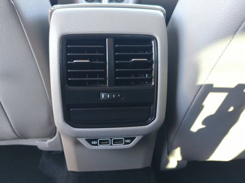 Used 2019 Volkswagen Passat 2.0T Wolfsburg image 30