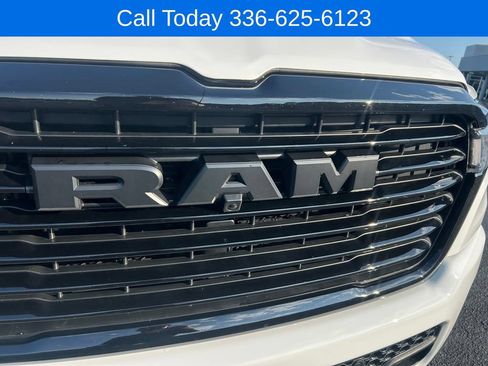 Used 2025 RAM 1500 Laramie w/ Night Edition AWD/4WD image 10