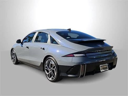 Used 2023 Hyundai Ioniq 6 SEL image 6