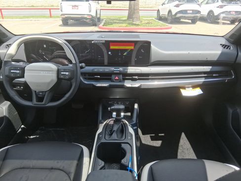 New 2026 Kia K4 GT-Line w/ GT-Line Premium Package FWD image 10
