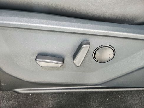 New 2026 Ford F250 Lariat w/ Chrome Package image 20