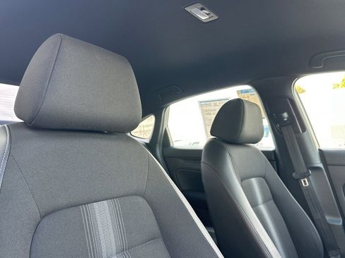 Certified 2025 Honda Civic Sport image 17