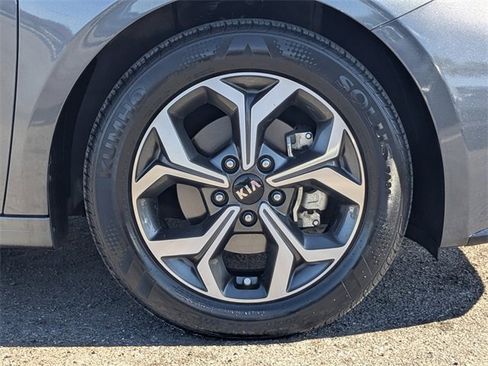 Certified 2021 Kia Forte LXS image 12