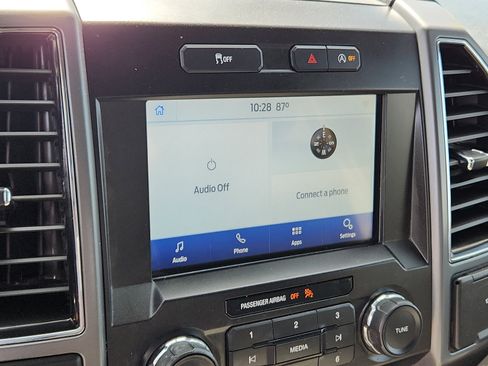 Used 2020 Ford F150 XLT image 15