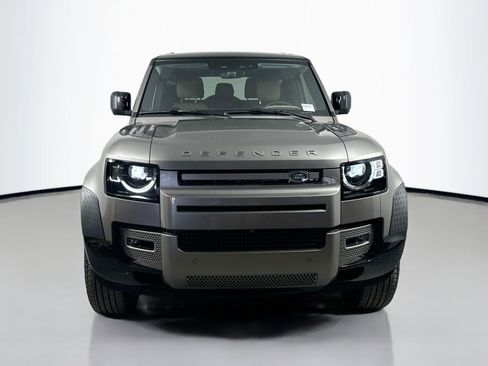 Certified 2025 Land Rover Defender 90 X-Dynamic SE image 2