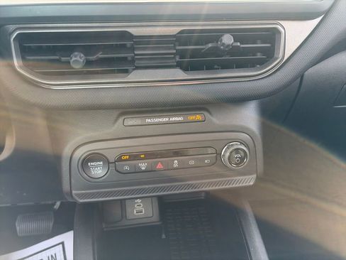 Used 2025 Ford Bronco Sport Heritage w/ Convenience Package image 23