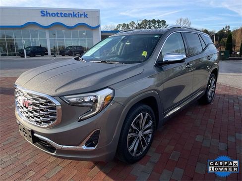 Used 2018 GMC Terrain Denali w/ Driver Alert Package II image 1