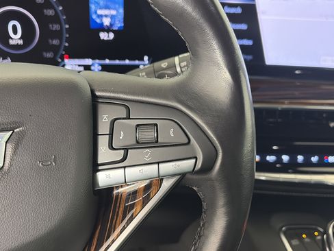 Used 2021 Cadillac Escalade Premium Luxury w/ Driver Assist Tech Package image 28