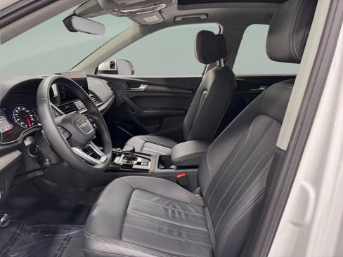Certified 2023 Audi Q5 2.0T Premium w/ Convenience Package image 27