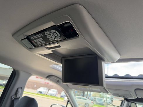Used 2016 Honda Pilot Touring image 20